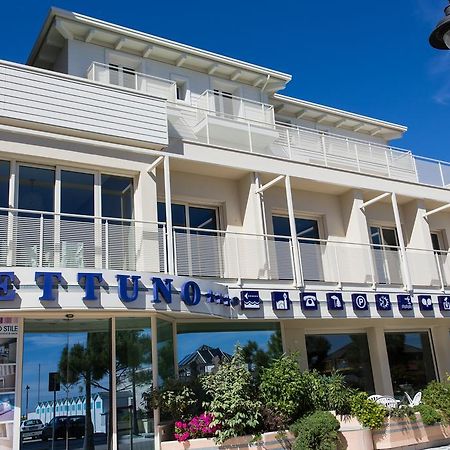 海王星酒店 切塞纳蒂科 外观 照片